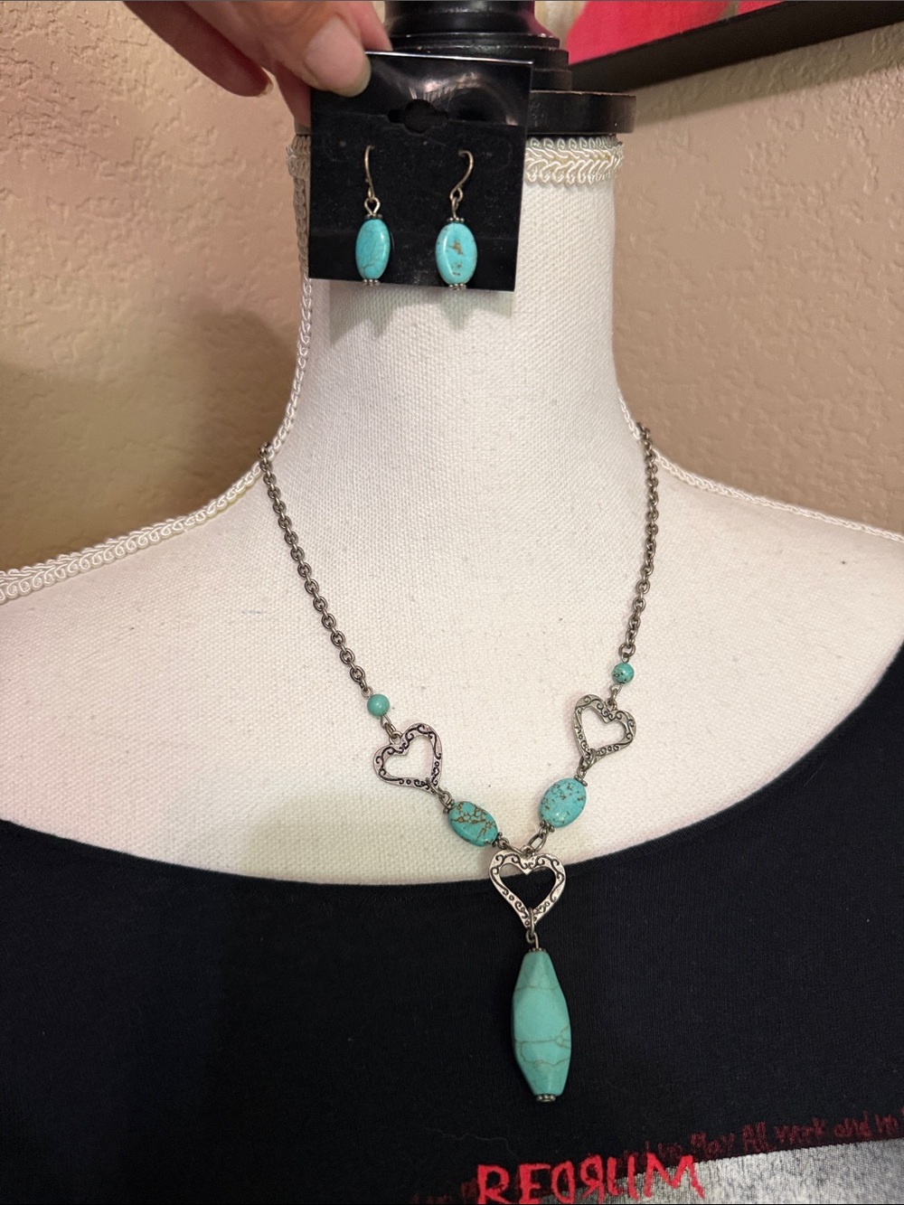Turquoise Heart Pendant Necklace and Earring Set - Silver-Tone - Vintage set